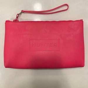 NWOT Hunter x Target Large Pink Rubber Wristlet